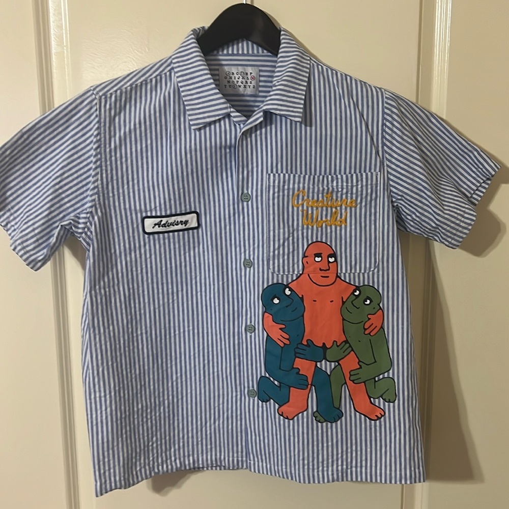 Creature World - Short Sleeve - Size M 100% Cotton